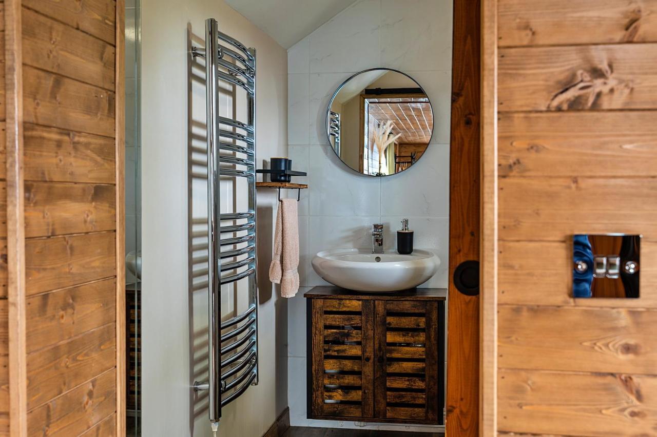 Finest Retreats - Trevoya Cabin Launceston Exterior foto